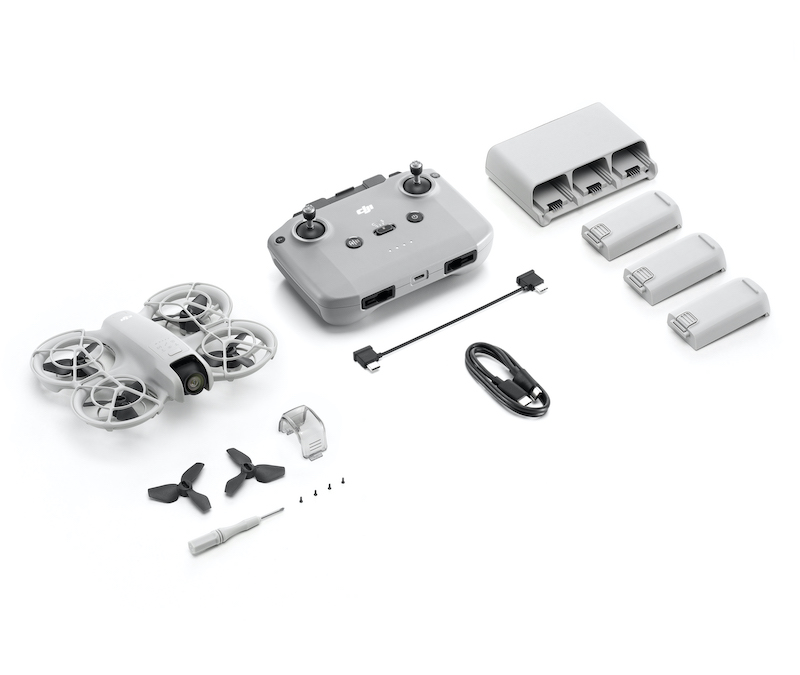 DJI Neo Fly More Combo_batteries detached